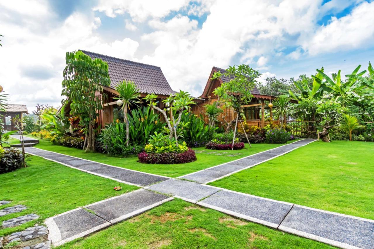 Bali Natha Beach Front Canggu  Exterior photo